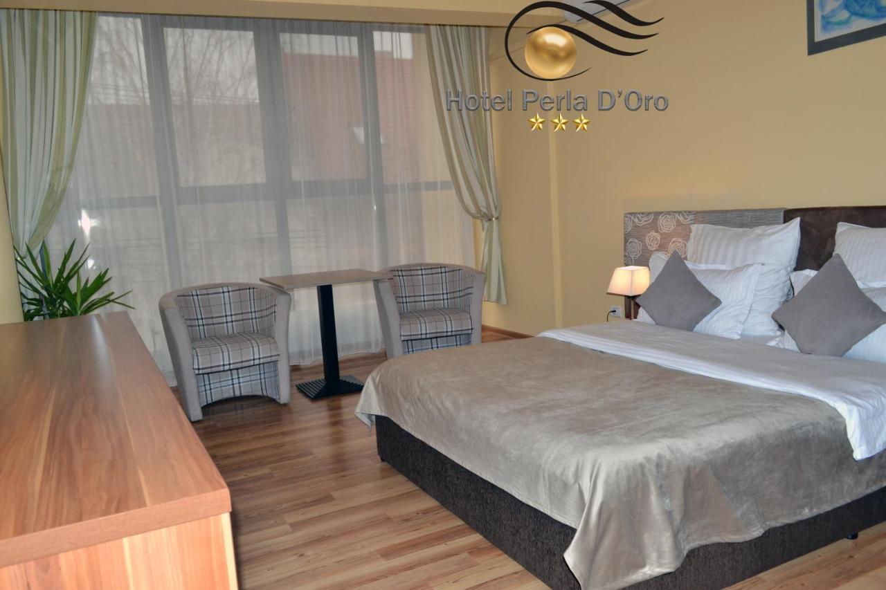 Hotel Perla D'Oro ทิมิชัวรา ภายนอก รูปภาพ