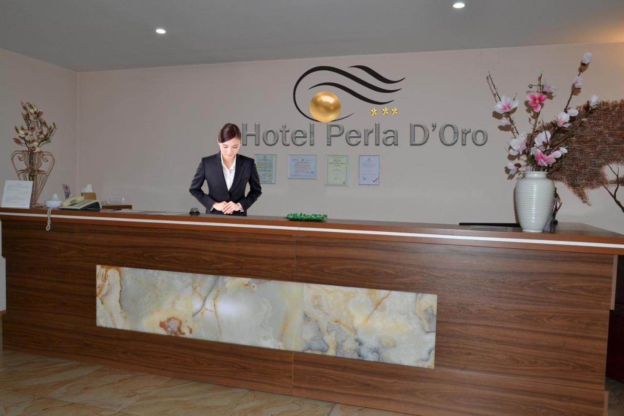 Hotel Perla D'Oro ทิมิชัวรา ภายนอก รูปภาพ